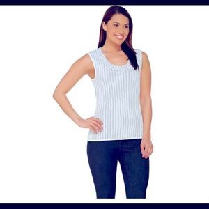 G.I.L.I. Women’s sleeveless Novelty sweater Small